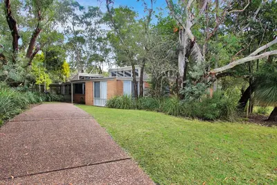 Image de Large 4 Bedroom Home - Animaux acceptés