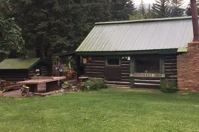 Image de Cross Creek Ranch Log Cabin Hideaway Pour l'évasion parfaite