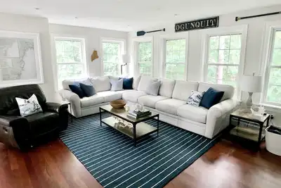 Image de Courte promenade Ă la plage et la ville! 5+ Br, 4 Ba maison de luxe