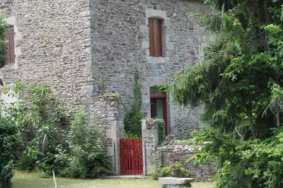 Image de gite au bord de l'eau