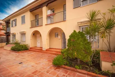 Image de Costa Azalea - Puerto Banus