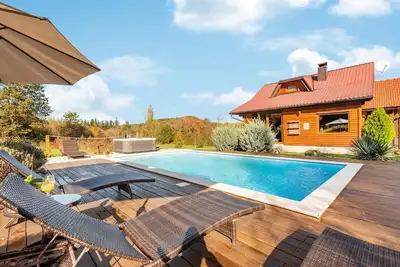 Image de Superbe maison à Gospic avec WiFi