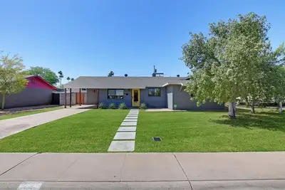 Maison de style industriel 4br / 2ba récemment rénovée