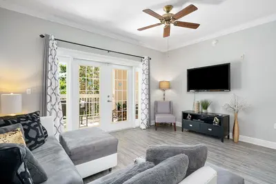 Image de Superbe Condo 3 chambres | Heritage Haven