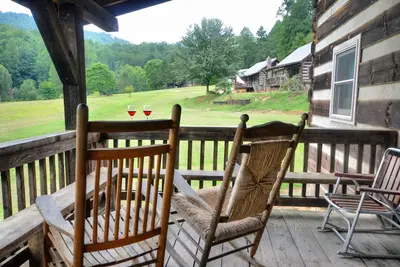 Image de Smoky Mountain Retreat # 5 - Authentique cabane en rondins dans les Great Smoky Mountains
