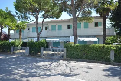 Image de Maison de vacances avec climatisation et balcon