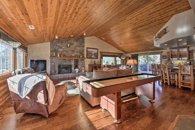 Image de Luxe Castle Glen Home- Bain bouillonnant, 2 ponts, salle de jeux