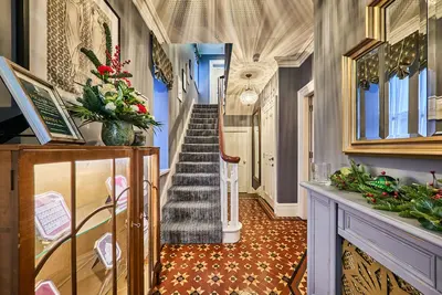 Image de Maison d'art décadente à Derry