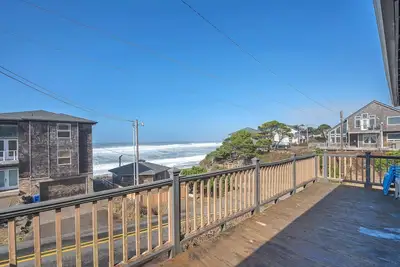 Image de Profitez de Sands & Surf Ă \"Neptune Beach\", une vue sur la mer de 3 chambres Ă Gleneden Beach!