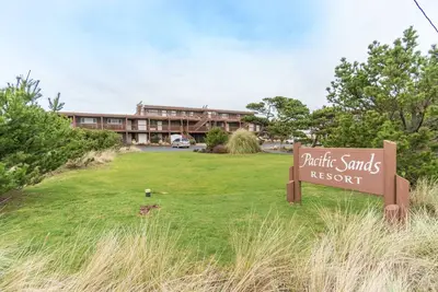 Image de Pacific Sands Resort # 18 - Vraiment sur la plage dans cet appartement très en bord de mer!
