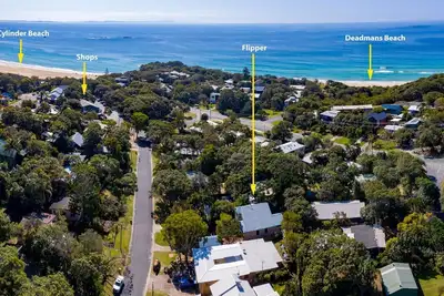 Image de Flipper Beach House | 3 chambres, 1 salle de bain, grande cour pour le cricket :)