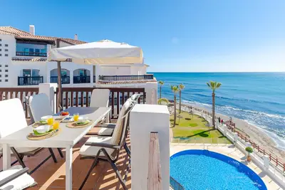 Image de Heavenly Views From Frontline Penthouse