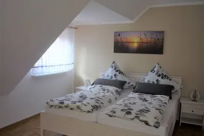 petit appartement confortable au coeur de la région des lacs de Mecklembourg