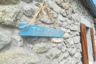 Image de Ty Arthur, typique bretonne à 400 m de la plage du Vougot