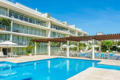 Image de Family Stay - Pool, Gym, & Beach - Fast WiFi