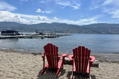 Image de Beau front de mer 1400 sq f, 2 niveau Condo Ă Barona Beach