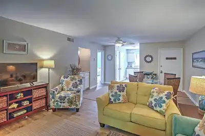 Image de Amelia Island Condo w / piscine sur place et accès à la plage!