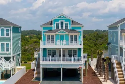 Image de Vivre au bord de la mer à son meilleur! Maison de luxe sur la plage!