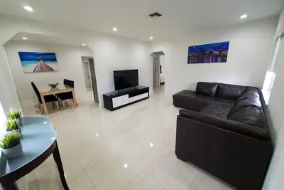Image de New Miami Airport Vip House 4\/2