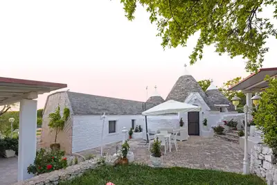 Image de Trulli Merveilleux Dans La Valle D'Itria Avec Wifi