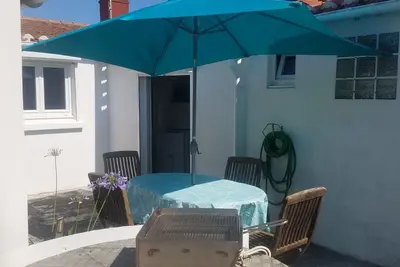 Image de Petite Maison de pĂŞcheur proche gare et plage