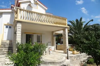 Image de Appartement dans Vir avec terrasse, Climatisation, Wifi, Machine Ă laver (4776-1)
