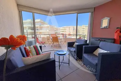 4 Pers, 1 Chambre, Plages Et Commerces A Pied