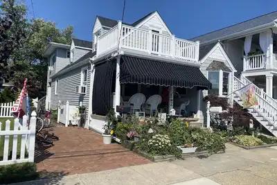 Image de The North Nest / Situé dans l'extrémité nord près de la plage, de la baie, de la promenade et des restaurants