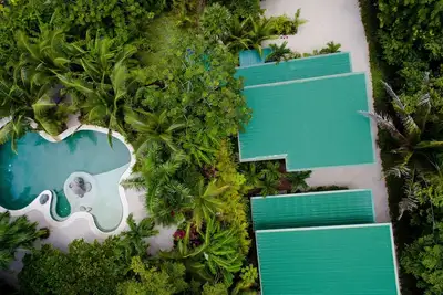 Image de Tout Avoir! Marche pour Guiones Beach, piscine d'eau salée énorme, cuisine, lit king