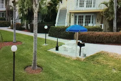 Image de Détendez-vous dans l'oasis de Sebastian en Floride à travers le lagon de la rivière Indian