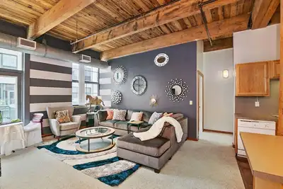 Image de Condo 2 chambres style condo