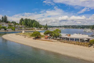 Image de Nouveau - Amazing Lighthouse Beach Waterfront Homes 14 personnes