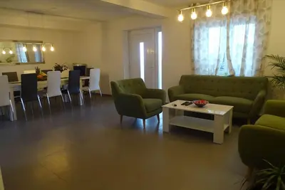 Image de Villa à la mer pour 12 personnes avec piscine
