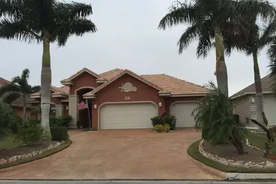 Image de Belle maison moderne sur terrain de golf près de South Padre Island