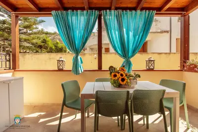 Chi nnicchi e nnacchi - Gessuminu