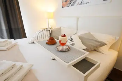Image de Les chambres de la Piazza Cairoli, Chambre Deluxe Double ou Twin