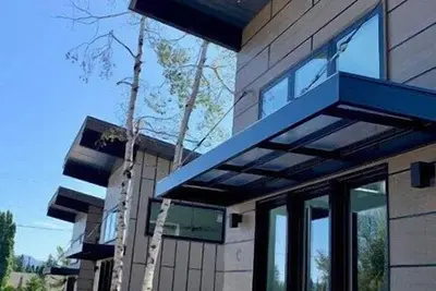 Image de Cool - Propre - Confortable. Les cabanes à corégone