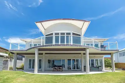Image de Coquillages de mer par le Shaw - Waihi Beach Holiday Home