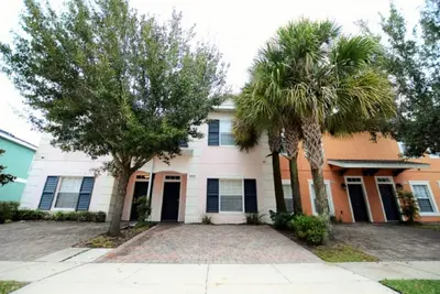 Image de 4br / 3ba townhome avec vue sur le lac, près de Disney, Seaworld, Convention Center