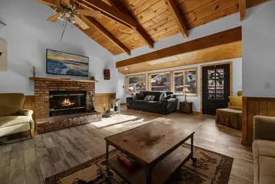Image de Apple Bear Cottage - Près des pistes / Table de jeu / WiFi / Location de vélo / kayak Gratuite 2 heures
