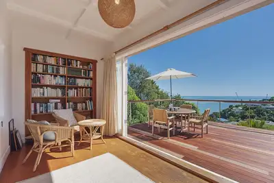 Image de Sea Song - Cosy Waterfront Home with lots of Character and Charm