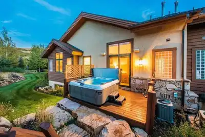 Image de Maison de ville de luxe avec vue sur la montagne Ă l'anse