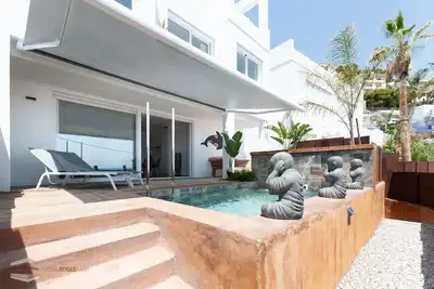 Image de Villa supérieure avec piscine privée et vue sur la mer (Ancla Mar nº4)