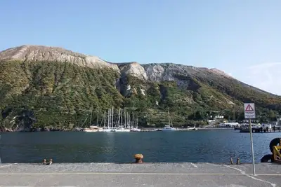 Image de Villetta porto Vulcano à 150 mètres de la plage
