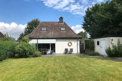 Image de Maison de vacances à proximité de la plage pour 2 à 6 personnes avec un grand jardin