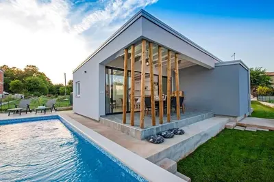 Image de Maison de vacances Krnica pour 1 - 8 personnes avec 3 chambres à coucher - Maison de vacances