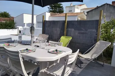 Image de Maison rénovée près de la plage avec jardin clos, 300m de la mer, La Guérinière