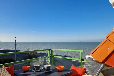 Image de Appartement ensoleillé - Vue mer & cap Gris-Nez - Résidence de la Plage 2e étage