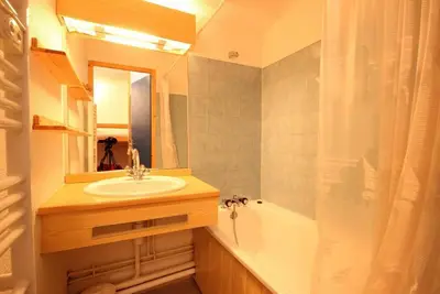 Image de 150m du centre station, Rez-de-chaussée, balcon, télévision, casier à ski, 25m², Peisey-Vallandry