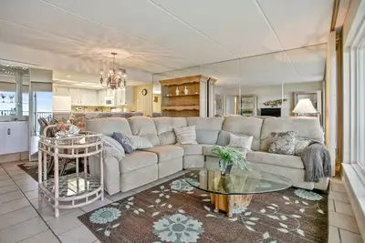 Image de Séville # 503 en front de mer 3br / 3Bath Condo